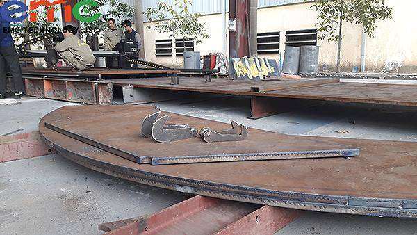 EMC lắp máy cắt CNC cho khách hàng tại Hà Nội