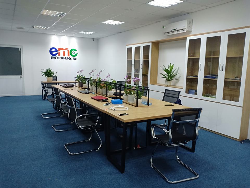 phòng làm việc của đội ngũ nhân viện của công ty EMC