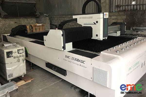 Máy cắt fiber laser basic lắp đặt cho khách hàng tại nghệ an