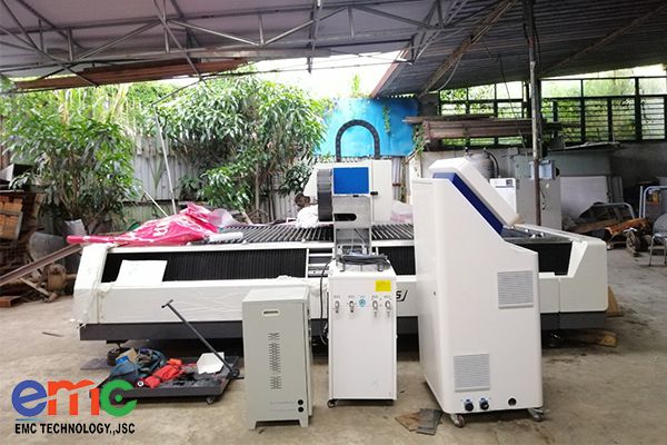 Máy cắt laser tại TPHCM