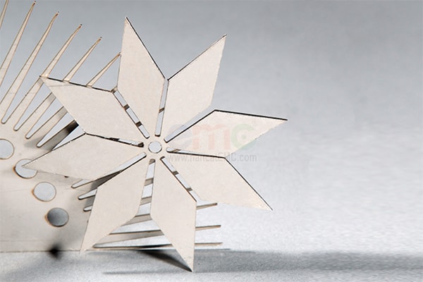 Cắt Laser kim loại bằng công nghệ Fiber Laser hiện đại