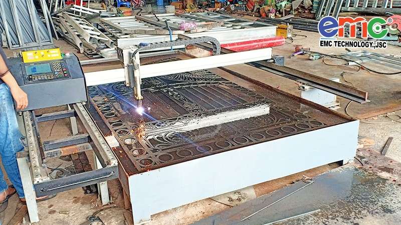 máy cắt cnc mini plasma EMC-1600pro tại Đồng Nai