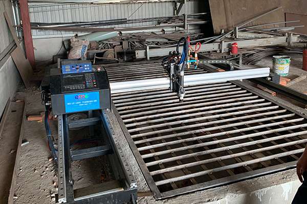 máy cắt cnc mini plasma EMC-1600pro Đồng Nai