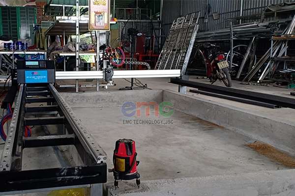 Máy cnc mini Plasma 2 ray EMC-1600 Tây Ninh