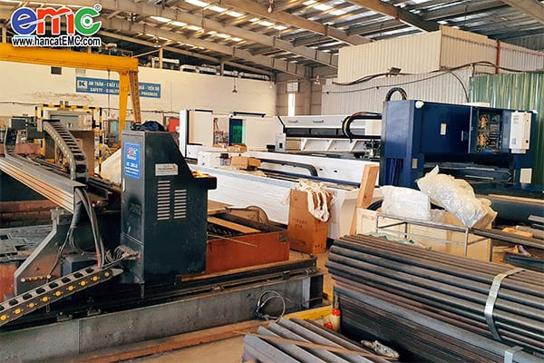 công ty cổ phần kinh việt lắp đặt máy cắt cnc 