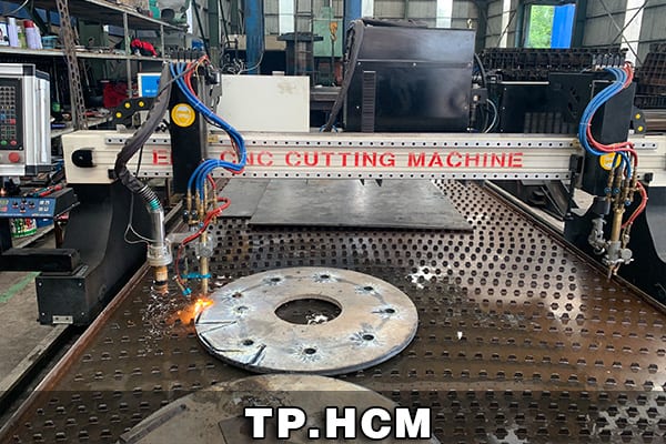 Máy cắt Plasma CNC EMC-3000 tại TPHCM