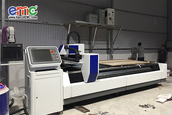 máy cắt laser fiber tại Hà Đông