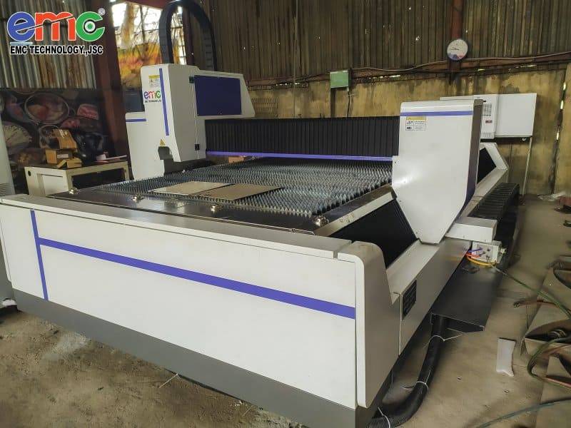 Lắp đặt máy cắt laser tại cơ khí Phước Long - Hải Phòng