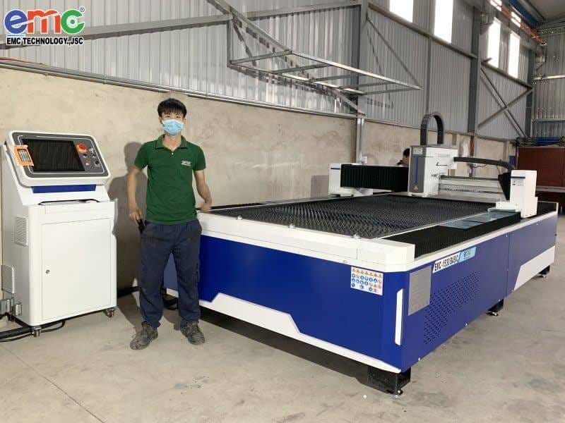 Máy cắt laser giá rẻ dòng basic tại Đồng Nai