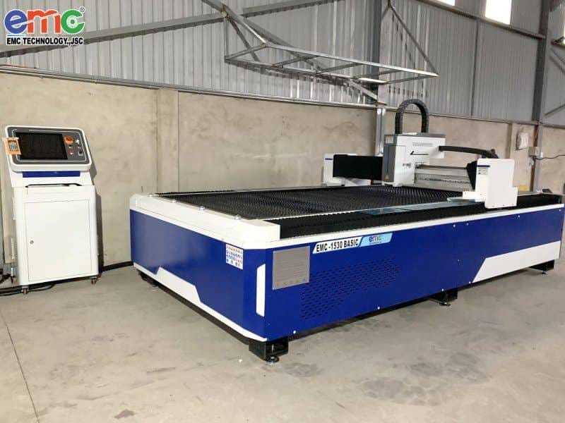 Máy cắt laser giá rẻ dòng basic tại Đồng Nai