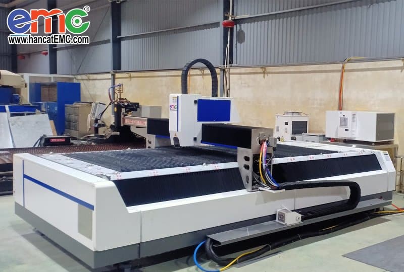 máy cắt laser fiber tại Bình Dương