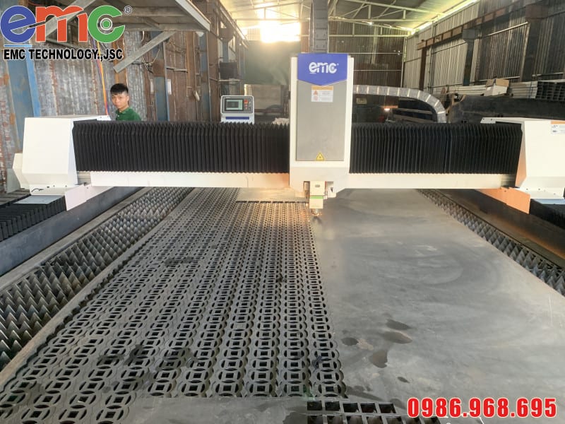 máy cắt laser tại Vũng Tàu