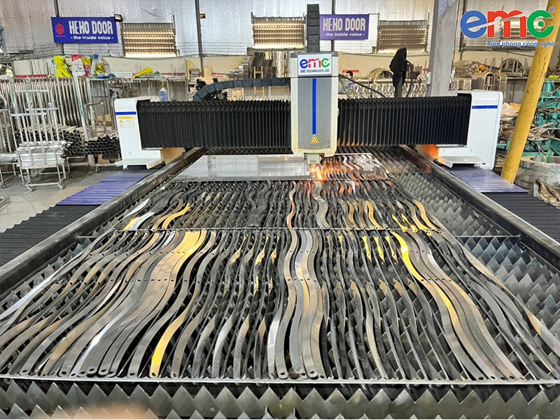 máy cắt laser basic tại Bắc Ninh