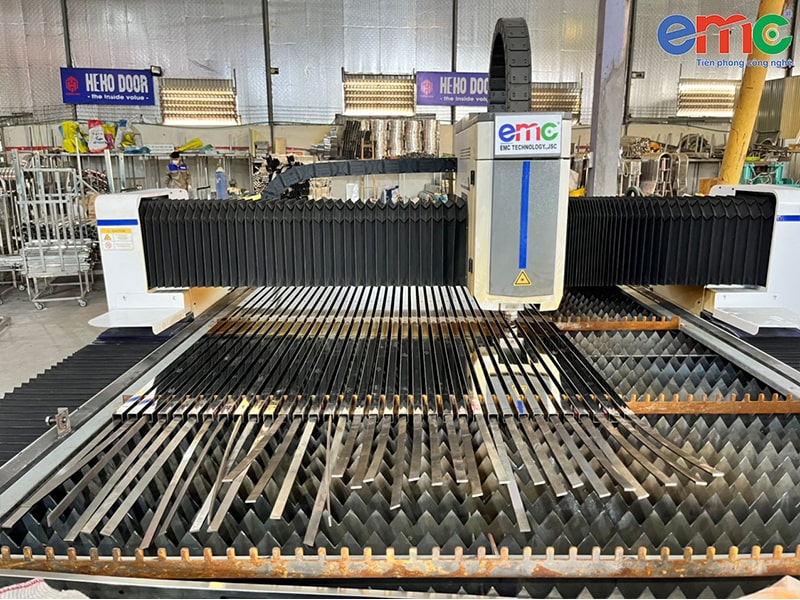 máy cắt laser basic tại Bắc Ninh