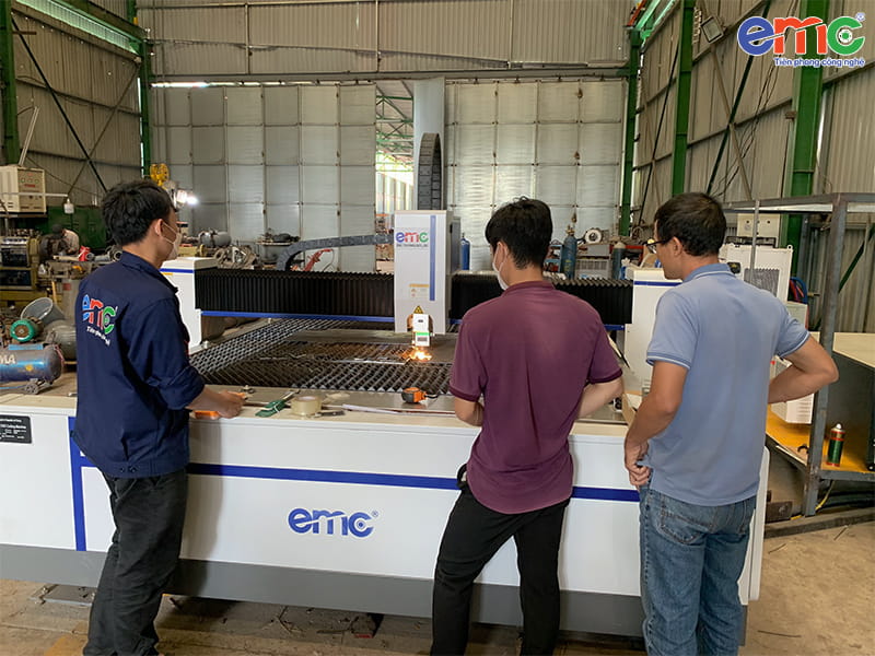 Máy cắt laser tại công ty Alita Tech Vũng Tàu