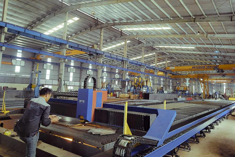 Máy cắt laser GT Series tại nhà máy thép Omega