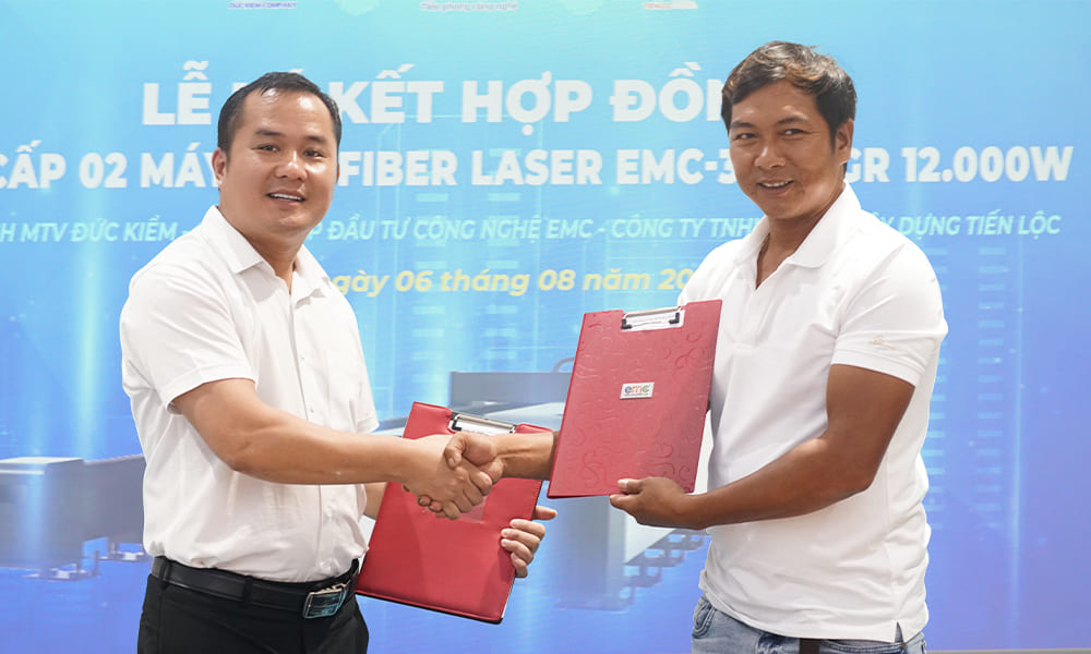 EMC Ký Kết Đồng Thời Hai Hợp Đồng Máy Cắt Laser Công Suất 12kw 