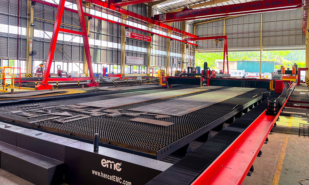 EMC lắp đặt máy laser EMC-35260GT công suất 60kW tại nhà máy Đại Dũng Nghi Sơn