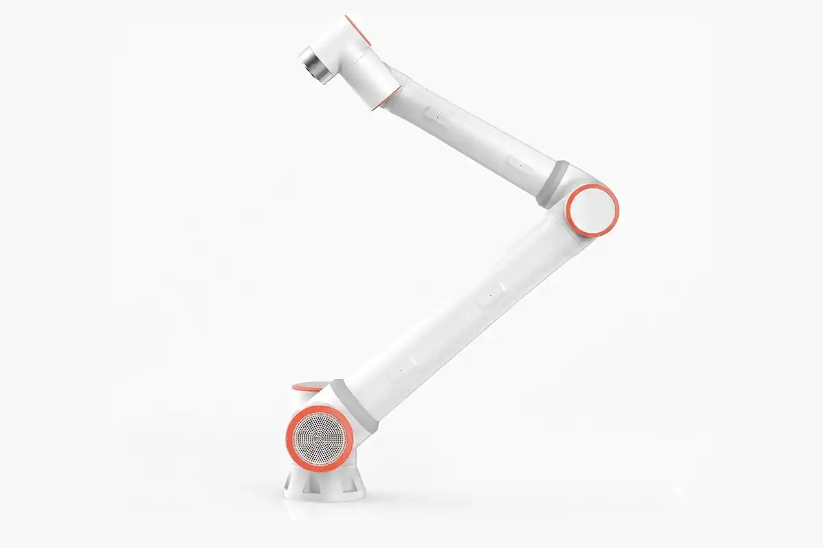 Robot hàn cộng tác (Cobot) EMC vận hành cạnh công nhân trong xưởng cơ khí