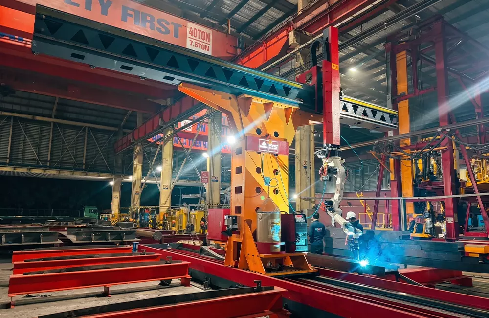EMC Lắp Đặt Robot Hàn Cantilever Cho DDC – Nhà Máy An Hạ