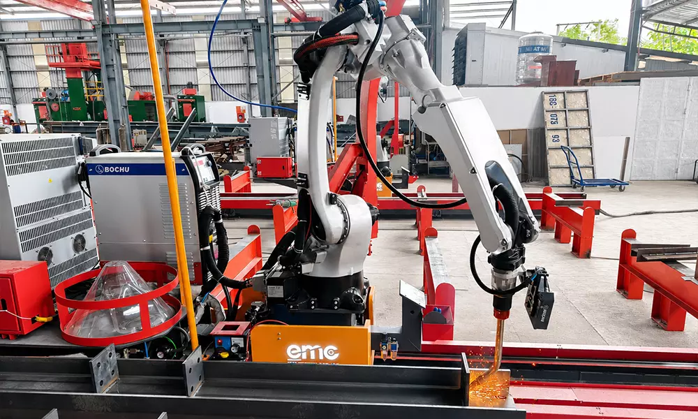 Robot hàn thông minh tại công ty Đại Phát - Tuyên Quang