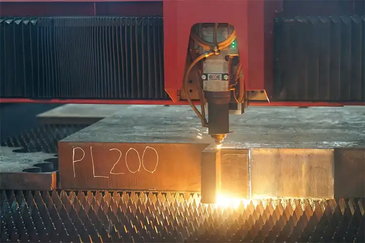 Cắt bản mã laser